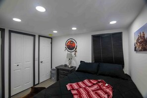 2 Schlafzimmer, Bügeleisen/Bügelbrett, kostenloses WLAN, Bettwäsche