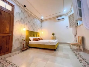 1 bedroom, WiFi, bed sheets