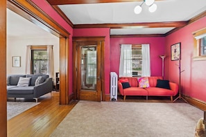 Smart TV, fireplace, books