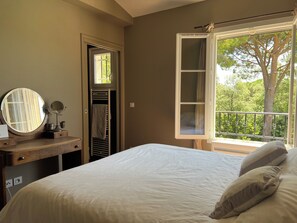 3 camere, ferro/asse da stiro, Wi-Fi gratuito, lenzuola