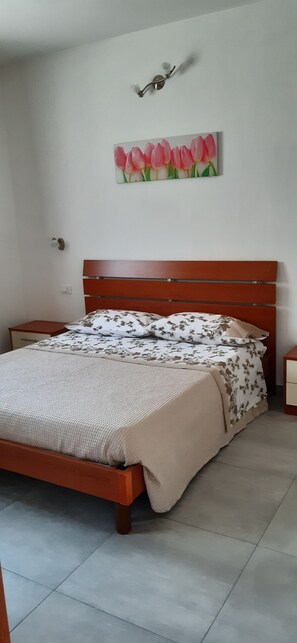 1 Schlafzimmer, WLAN, Bettwäsche