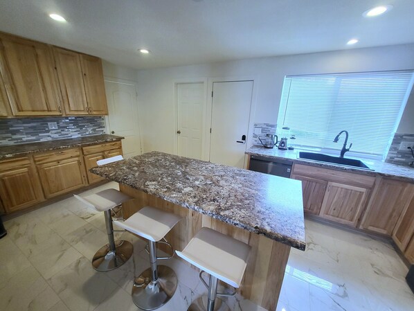 Private kitchen - Linda Casa peaceful neighborhood (Aurora)