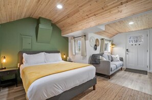 1 habitación, tabla de planchar con plancha, wifi gratis y ropa de cama