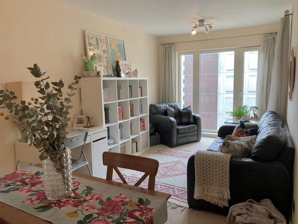 Leilighet, 1 queensize-seng med sovesofa | Oppholdsområde