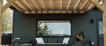 Pine Cottage - HOT TUB |Kayaks | Swimming