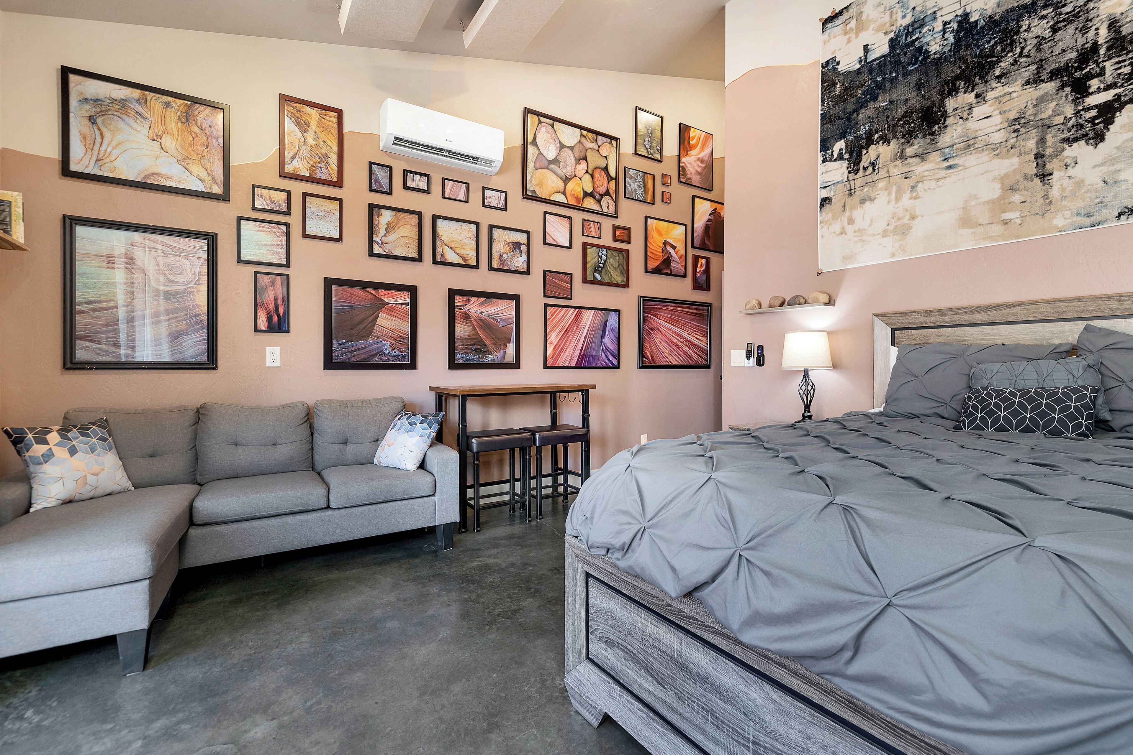 1 bedroom, free WiFi, bed sheets