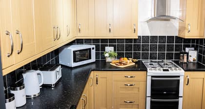 Stunning 3bedroom Home Ideal for Long & Short Stay
