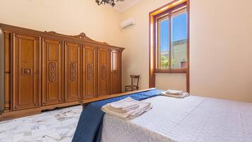 3 Schlafzimmer, Bügeleisen/Bügelbrett, WLAN