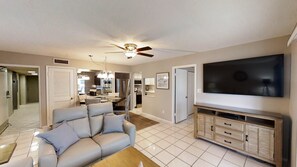 TV - Beachfront Condo Complex, Partial Gulfview, AMAZING location! (Siesta Key)