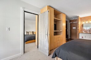 1 bedroom, iron/ironing board, free WiFi, bed sheets