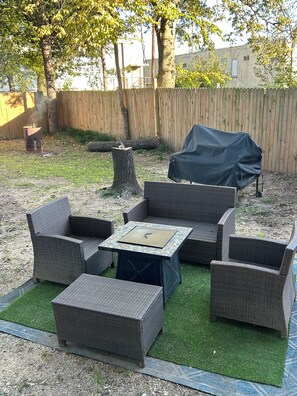 屋外ダイニングエリア