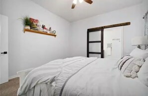 3 Schlafzimmer, Bügeleisen/Bügelbrett, kostenloses WLAN, Bettwäsche
