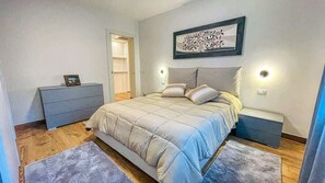 2 chambres, fer et planche Ă repasser, Wi-Fi gratuit, draps fournis