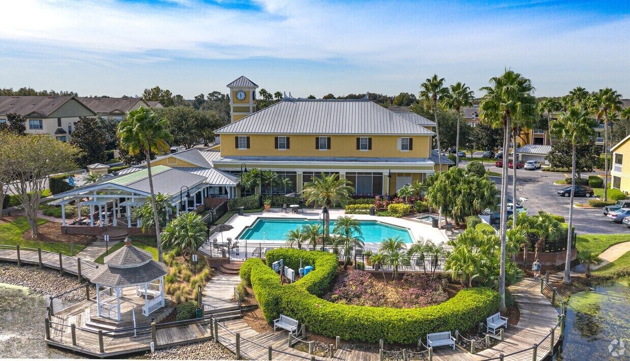 Spacious and central to downtown, Universal, Disney