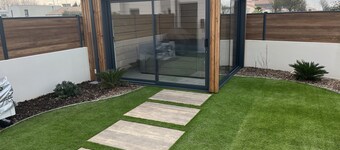 Villa Avec Piscine et Spa à 1 km de la Plage