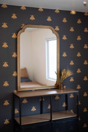 Room - Cozy mountain home explore the nearby hiking trails or slopes. (Big Bear)