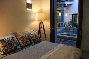 5 bedrooms