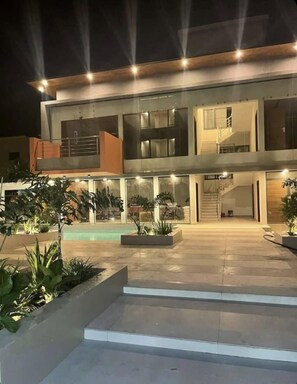 Exterior - Modern Nearby Beach Apartment (Serrekunda)