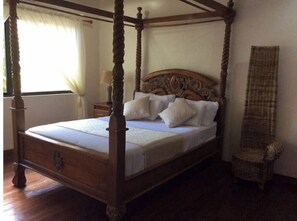 5 bedrooms, WiFi