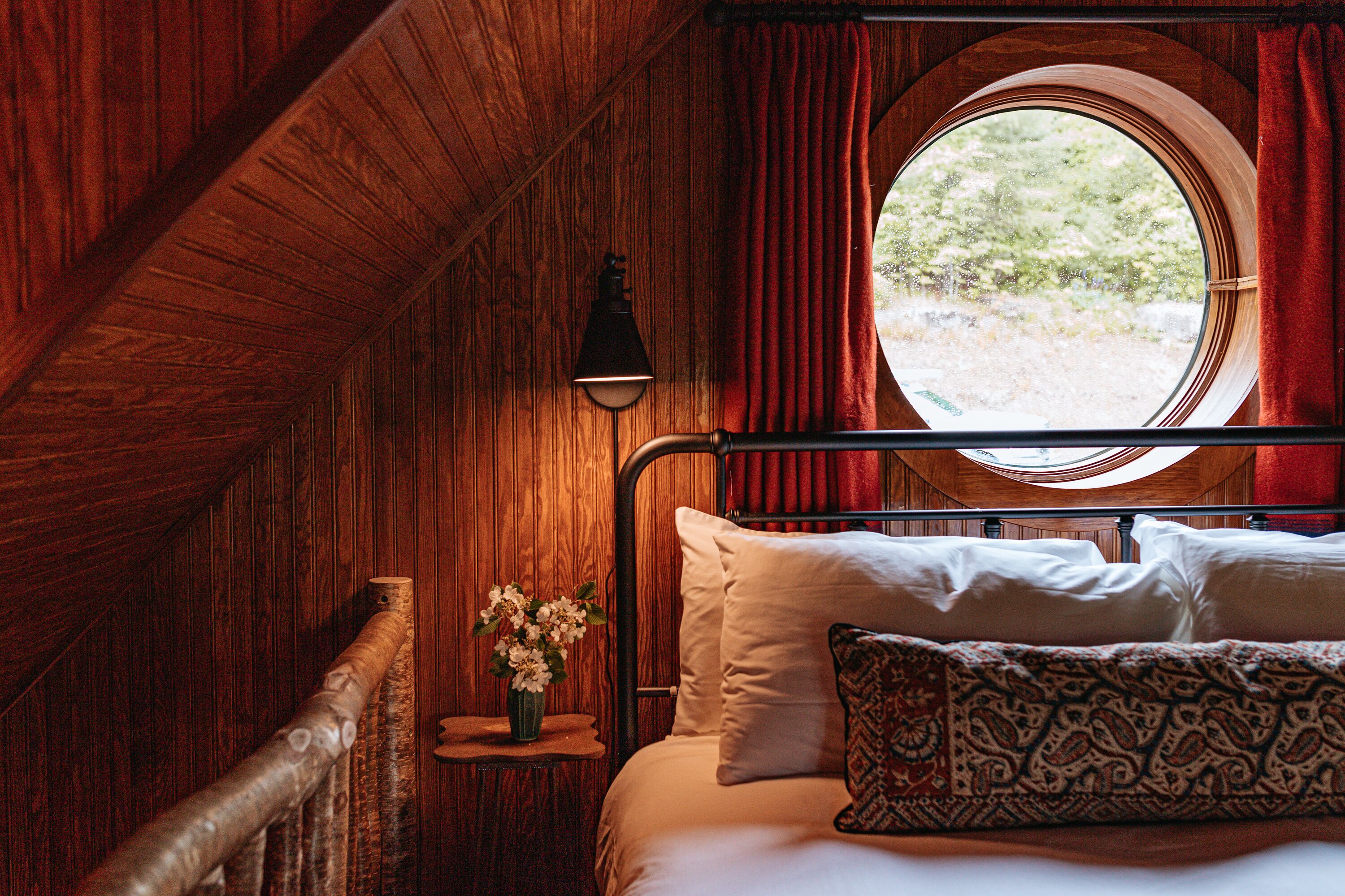 Signature Cabin, Fireplace, Annex Building | Premium bedding, minibar, in-room safe, individually decorated