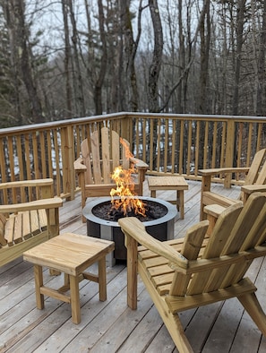 Grand Cabin, Fireplace, Annex Building - Deer Mountain Inn (Haines Falls)