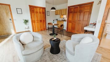 Smart TV, offices