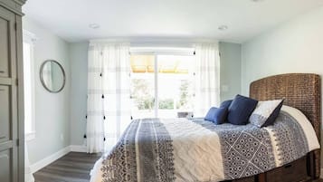 3 chambres, fer et planche à repasser, Wi-Fi, draps fournis