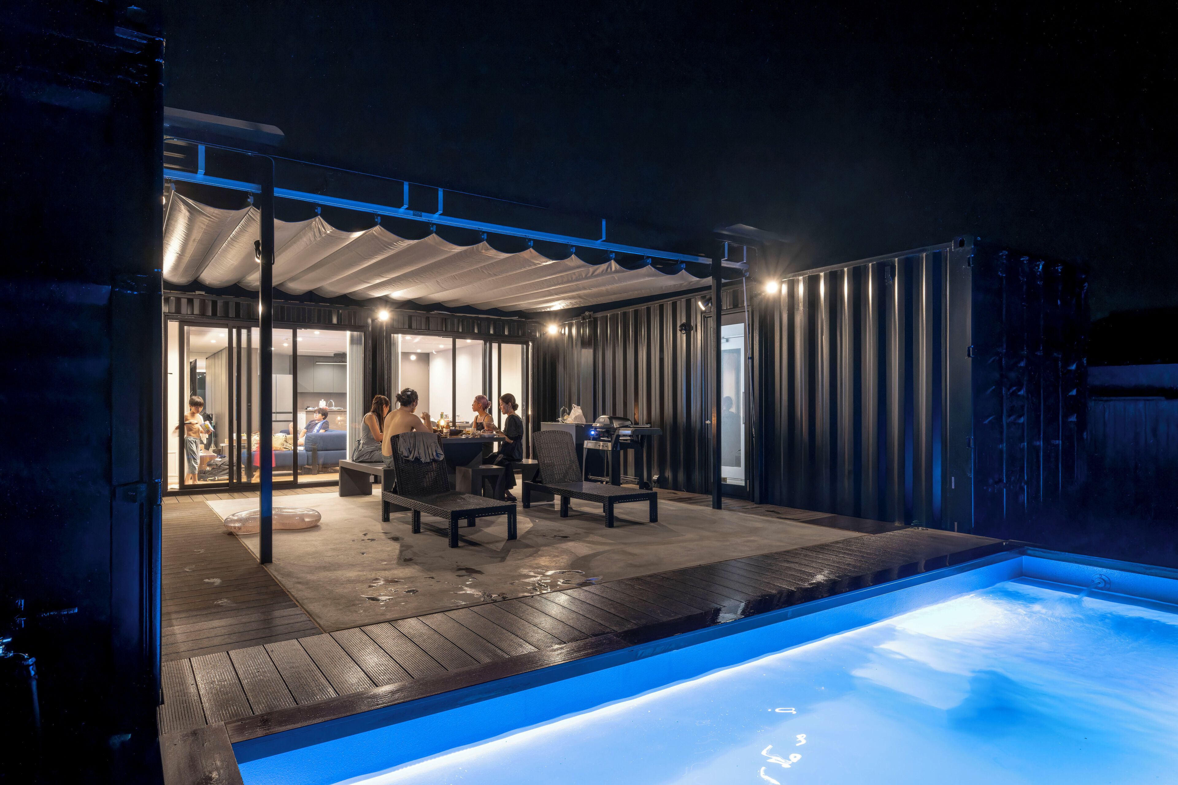 Outdoor pool, sun loungers