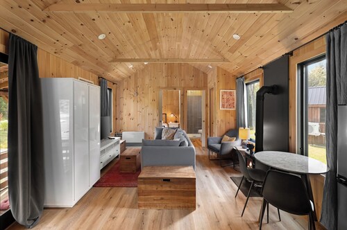 Vermont Scandinavian Chalet (C)