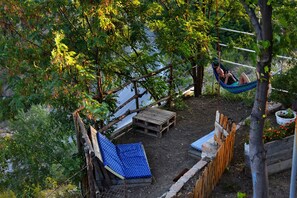 Outdoor dining - Veranda Vere (Tbilisi)