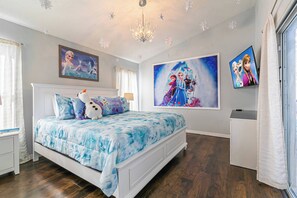 5 Schlafzimmer, Bügeleisen/Bügelbrett, Reisekinderbett, WLAN
