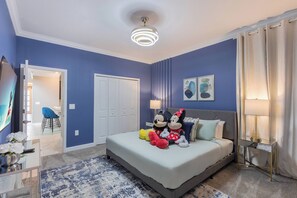 5 bedrooms, iron/ironing board, travel crib, WiFi