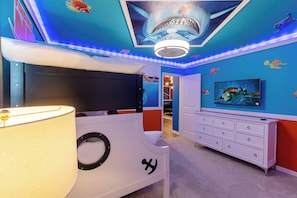 Interior - Thematic House w/ Pool/ SPA/ Game Room in Resort! (Davenport)