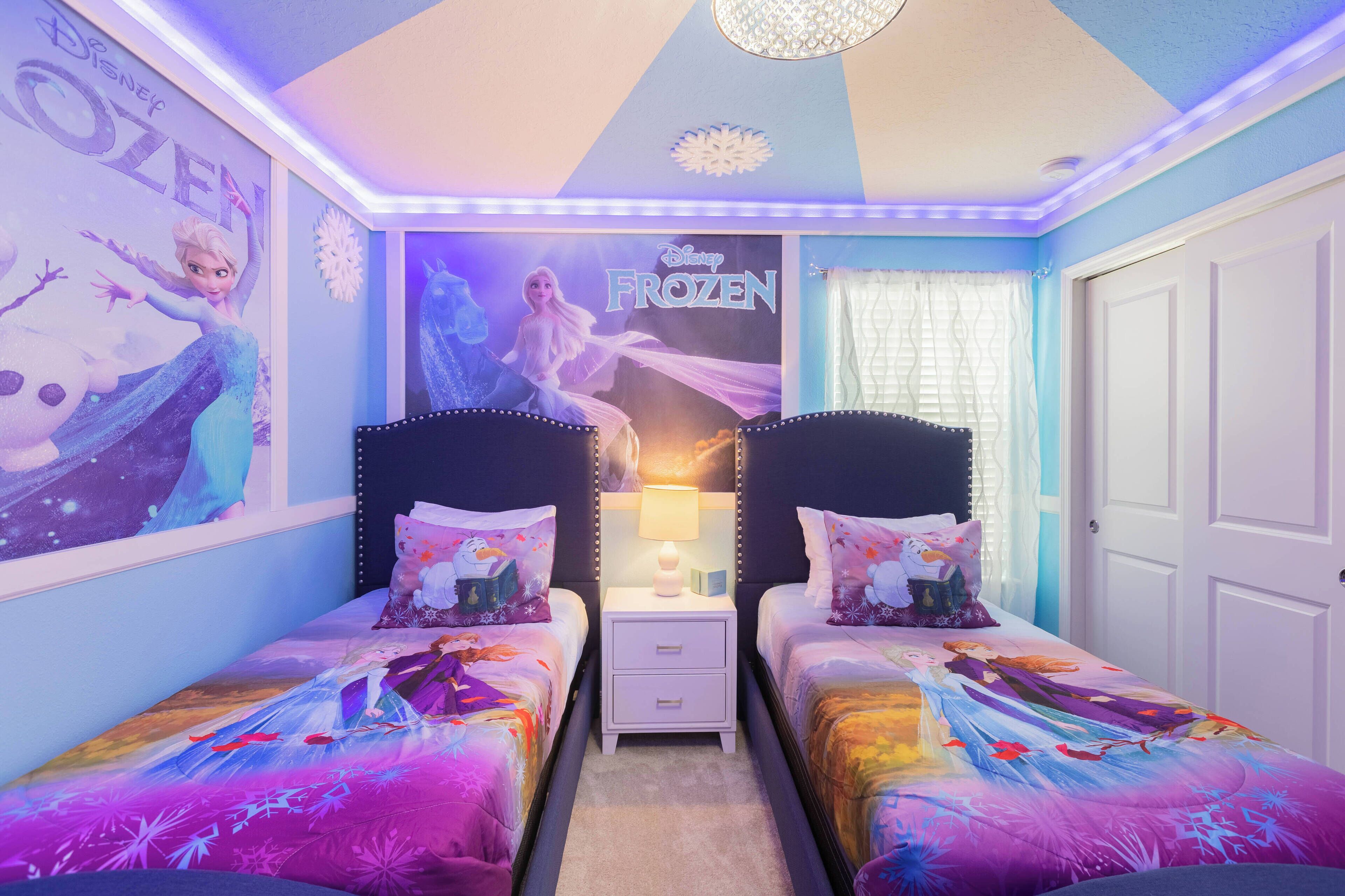 6 habitaciones, tabla de planchar con plancha, cuna de viaje y wifi 