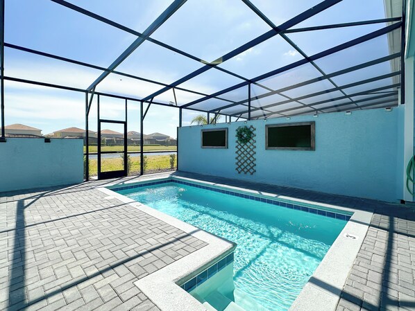 Innenpool, Außenpool