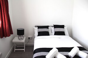 3 bedrooms, iron/ironing board, free WiFi, bed sheets