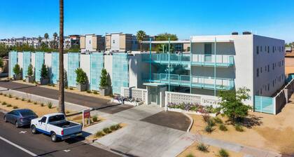 Funky Pool Side Cabana in DTPHX