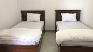 Deluxe Twin Room | Free WiFi, bed sheets