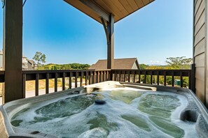 Outdoor spa tub - 4 Mile to Dollywood! A+ Location! Game Room, Hot Tub, Fast Wifi, and more! (Sevierville)