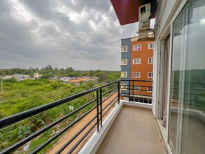 Family Room, Garden View | Garden view - Hotel Elite by Agira (Bengaluru)