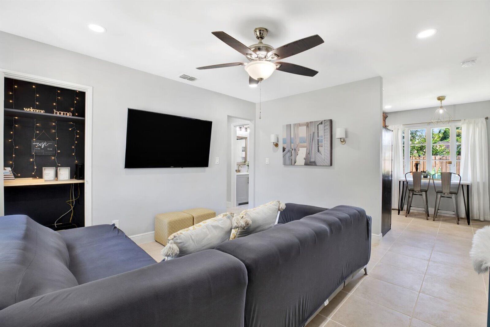 Cutest House On The Block Central To Downtown And The Best Beaches! - Tampa, FL