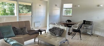 Renovated Hancock NY house near Delaware River