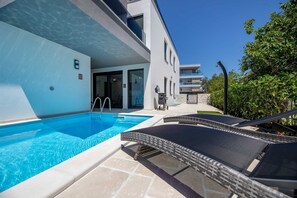 Beheizter Pool