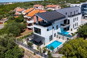Exterior - Luxury Apartment III. with a private Jacuzzi in Villa Adria Apartments (Krk (Krk))
