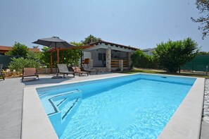 Pool - Holiday Home Eta with Pool (Rovinj)