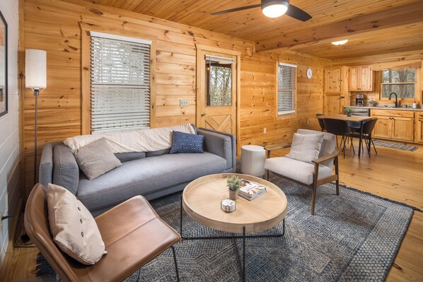 Standard House | Living area - Red Feather Cabins 150 (Boone)