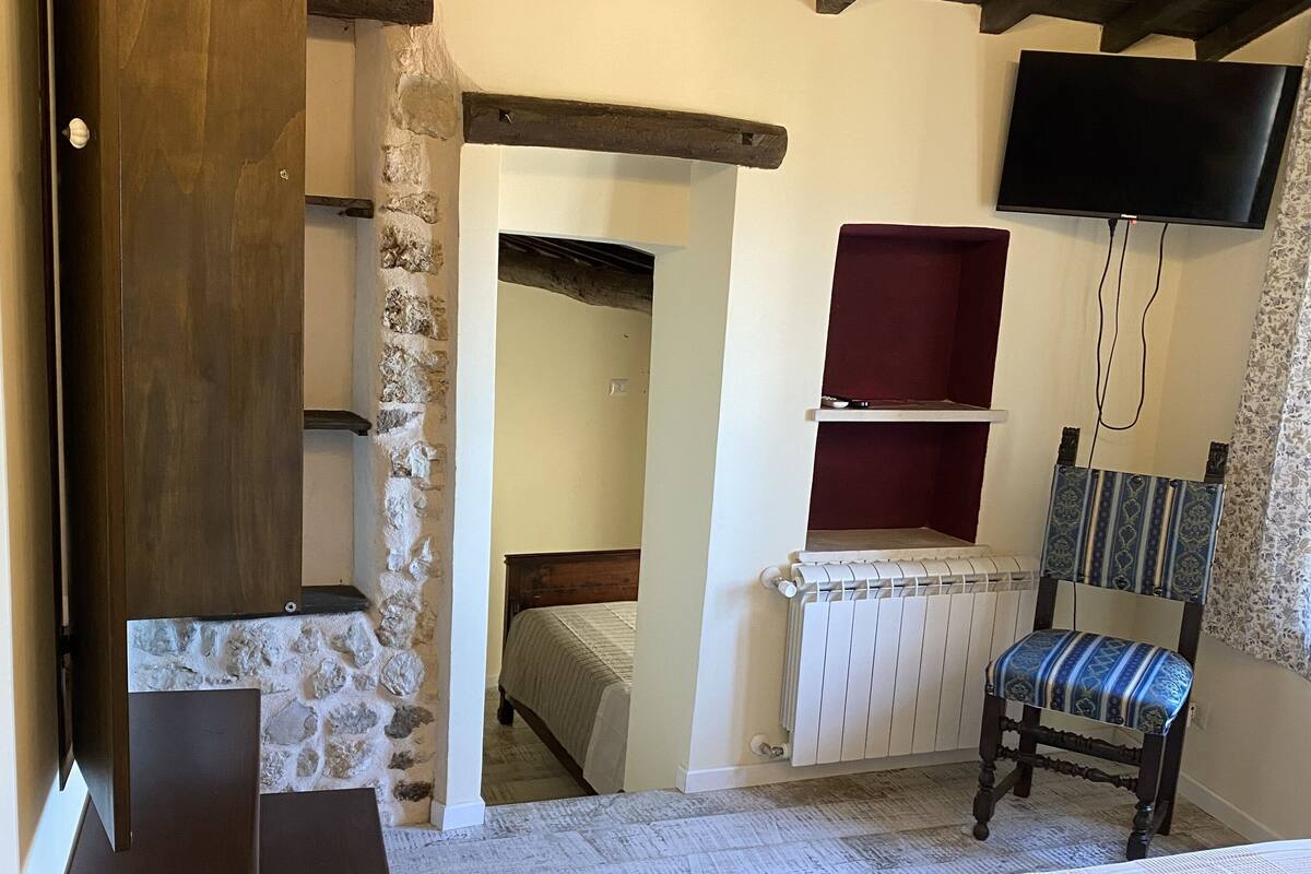 Hypo-allergenic bedding, down duvets, minibar, in-room safe