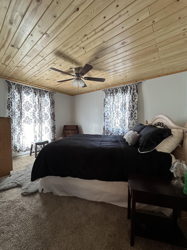 YoopCoop a spacious, comfortable home located in the heart of Grand Marais, MI Grand Marais