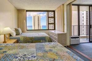 1 bedroom, WiFi, bed sheets - Honolulu Vacation Rental: Walk to Waikiki Beach! (Honolulu)