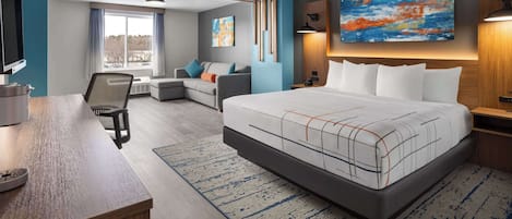 Suite, 1 King Bed, Non Smoking | In-room safe, desk, blackout curtains, iron/ironing board